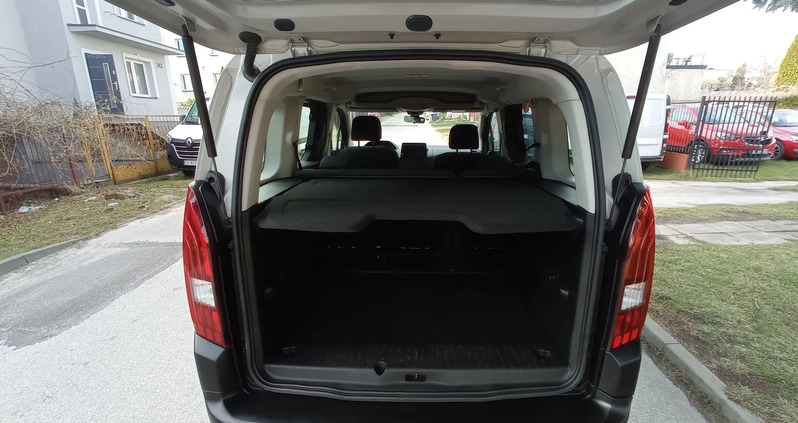 Peugeot Rifter cena 53900 przebieg: 77900, rok produkcji 2019 z Kielce małe 211
